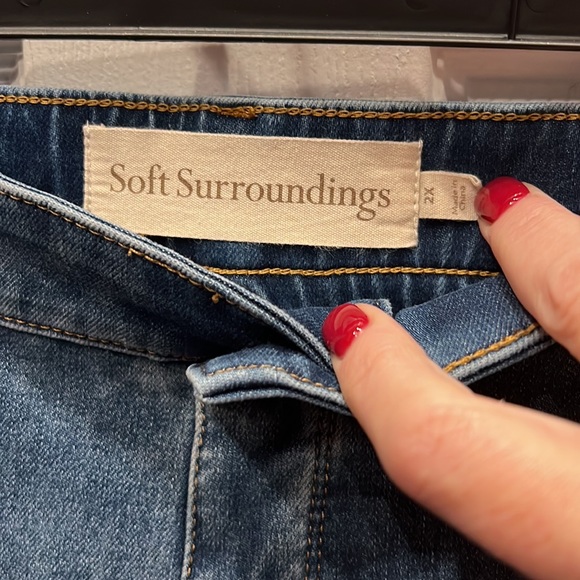 Soft Surroundings 5 Pocket Straight Ultimate Denim Jeans - Picture 2 of 6